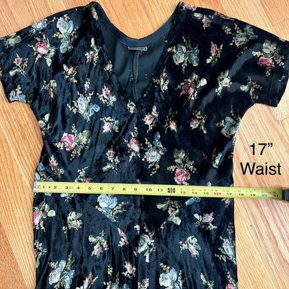 Nostalgia Vintage 1990s Black Floral Velvet Maxi Dress Boho Cottage Core - Picture 7 of 7